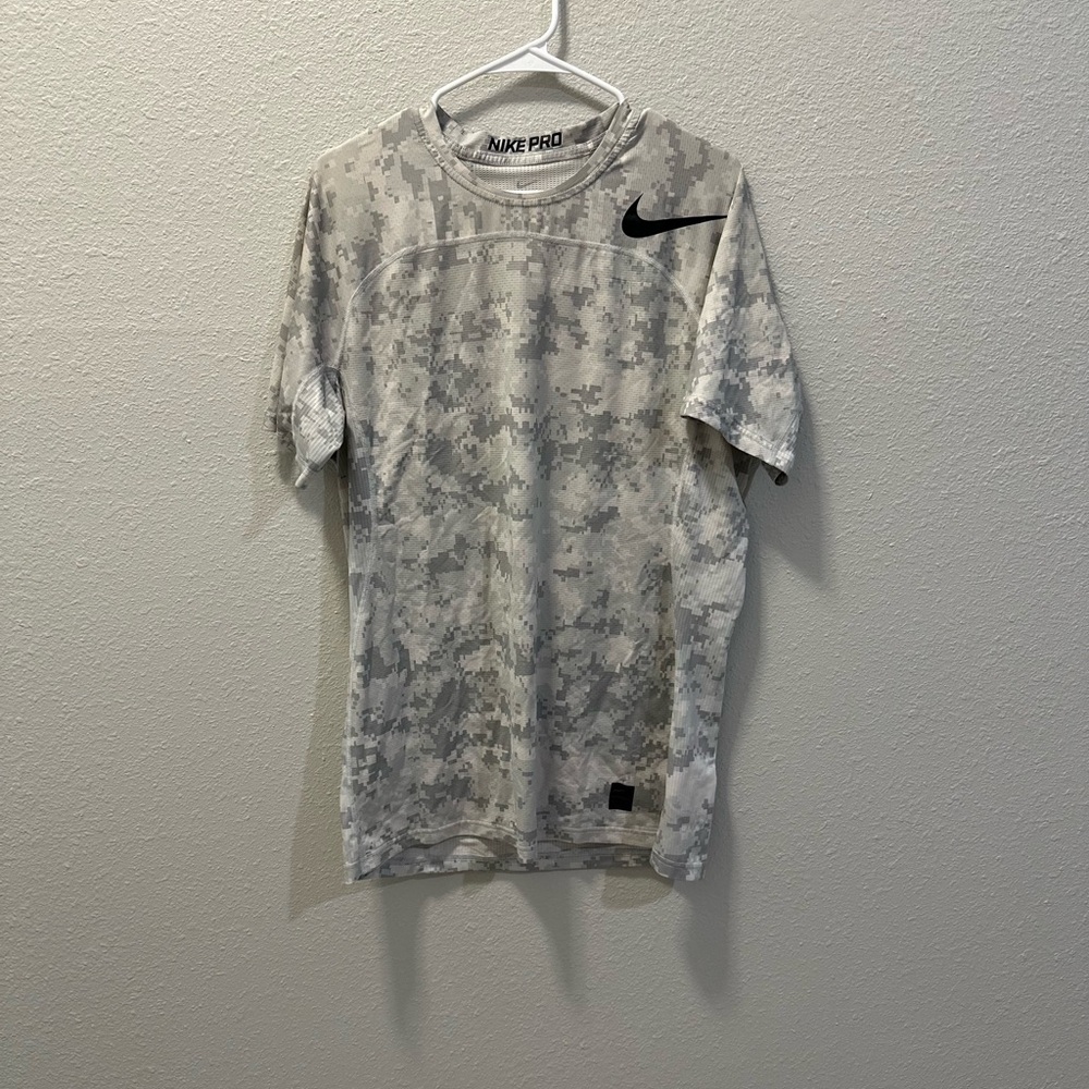 Nike Pro Hypercool Gray Camo T-Shirt